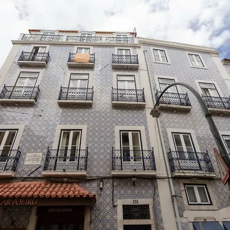 Archi-pelago Alfama Design