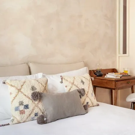Archi-pelago Alfama Design 2*