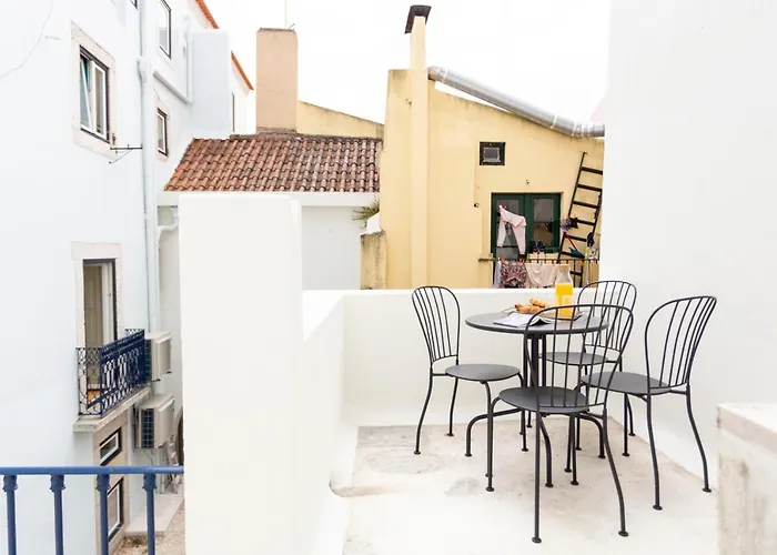 Archi-pelago Alfama Design