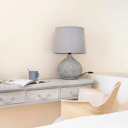 Archi-pelago Alfama Design Gæstehus 3*