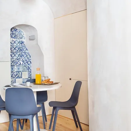 Archi-pelago Alfama Design Gæstehus 3*