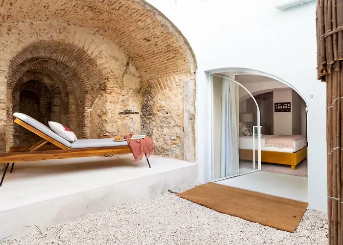 Archi-pelago Alfama Design Πανσιόν 3*