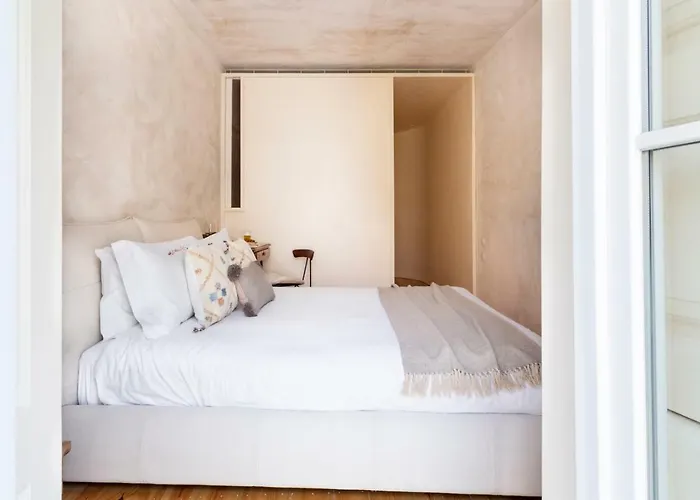 Πανσιόν Archi-pelago Alfama Design 3*